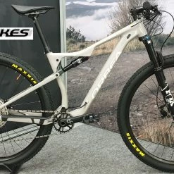 Orbea Oiz H30 -Fahrräder Verkäufe orbeaoizh3029rfullsuspensionmountainbike2022grau